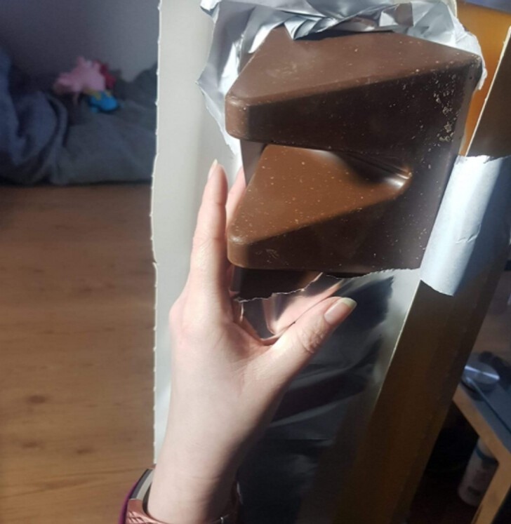 Шоколадка Toblerone весом 4,5 кг