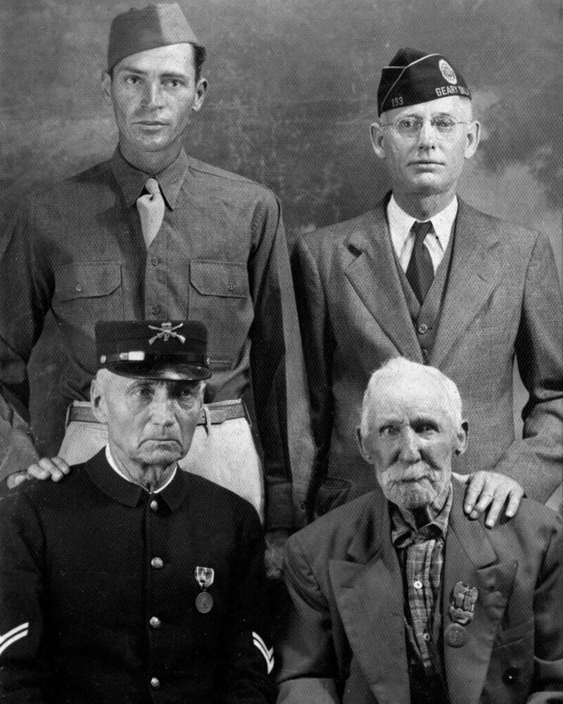 Ветераны четырех разных войн из  города Гири, Оклахома, 1940-е годы