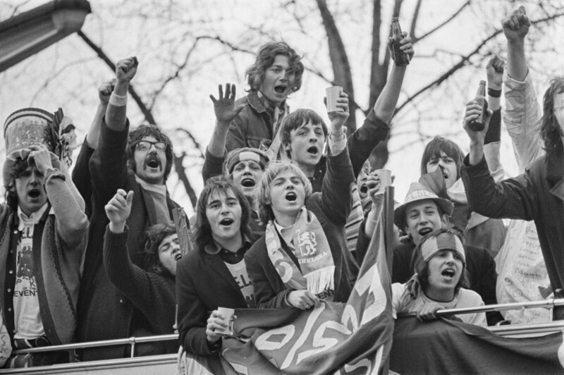 4 марта 1972 года. Болельщики «Челси» едут на финал Кубка Футбольной лиги - матч между «Челси» и «Сток Сити». Победил «Сток Сити» 2:1.