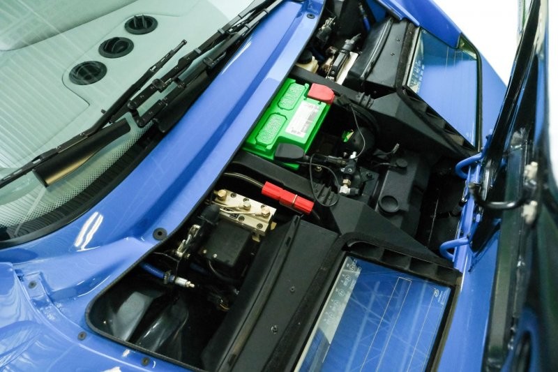 Прототип Bugatti EB110 был продан с молотка больше чем за 2 миллиона долларов