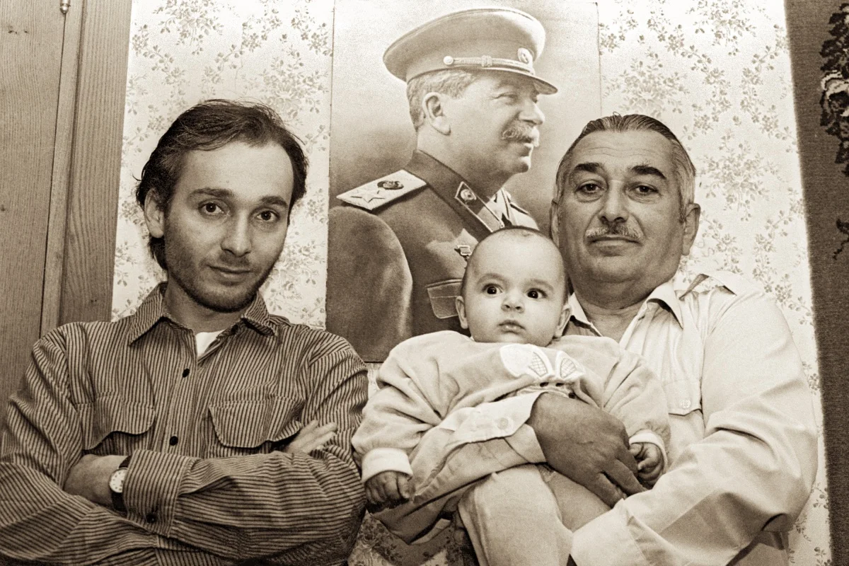 Живые потомки сталина сейчас фото