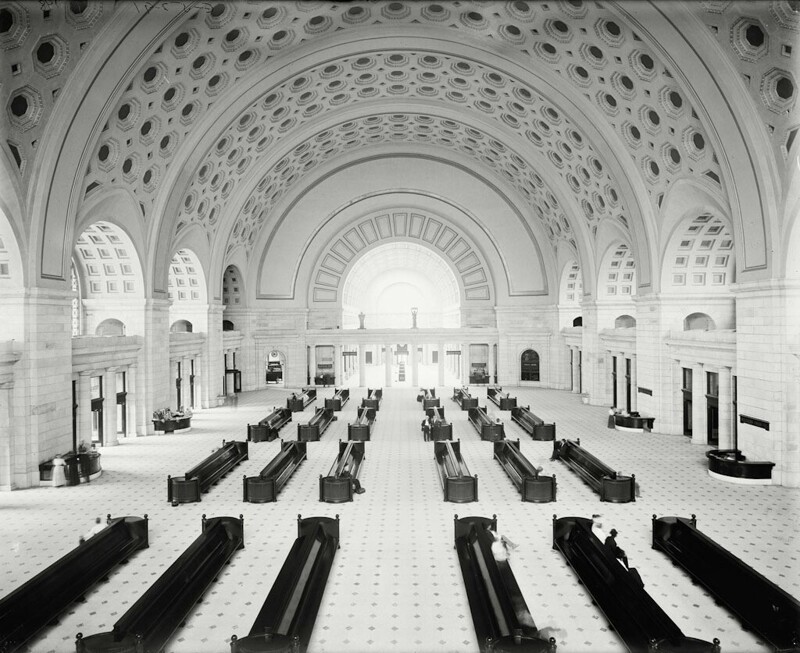 Большой зал “Юнион Стейшн” в Вашингтоне, примерно 1905-10 гг.