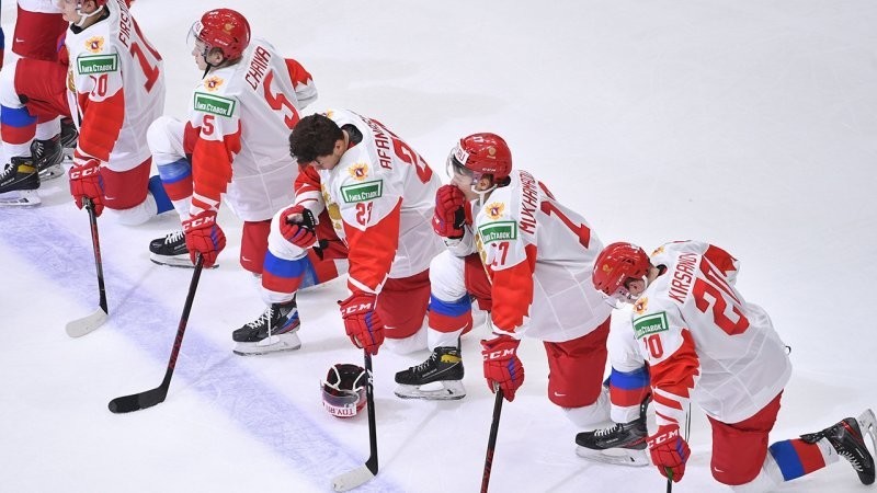 Российские хоккеисты должны использовать паузу в играх во благо себе