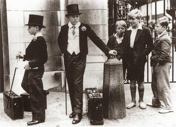 Фотография, иллюстрирующая классовое расслоение в довоенной Англии, 1937 год