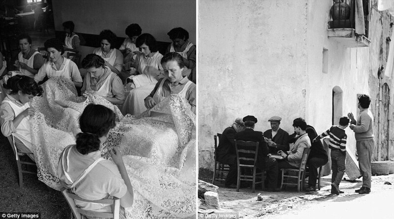 На фото слева: женщины учатся плести кружево на острове Бурано, 1954 год. На фото справа: безработные мужчины играют в карты на Сицилии, 1955 год.