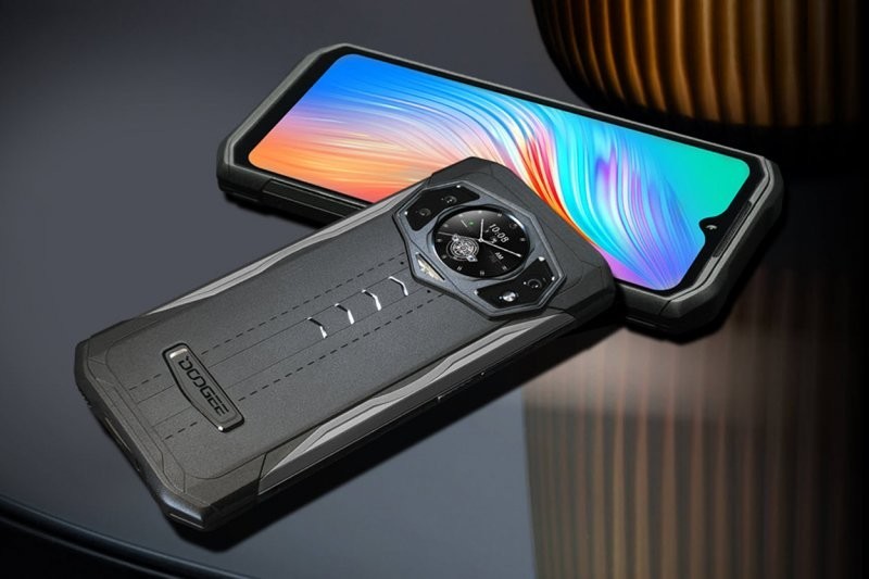 Новый защищенный смартфон Doogee S98 с двойным экраном и камерой ночного видения появится в продаже с 28 марта
