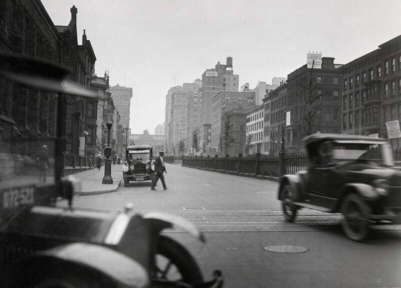Парк-авеню. Вид в северном направлении с 34-й улицы, 17 июля 1923 года. 