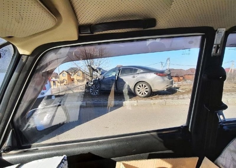 Авария дня. В Белгородской области водитель спровоцировал лобовое столкновение
