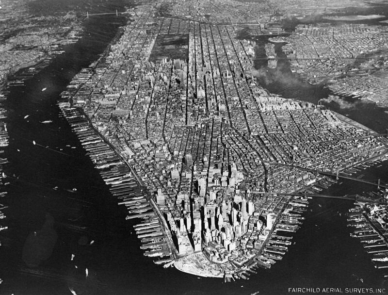 Вид  Нью-Йорка с воздуха, 16 декабря 1951 года.