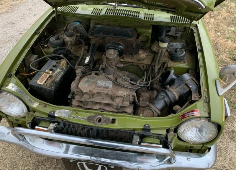 Старая, неудобная, но зато экономичная Honda Z600 1972 года