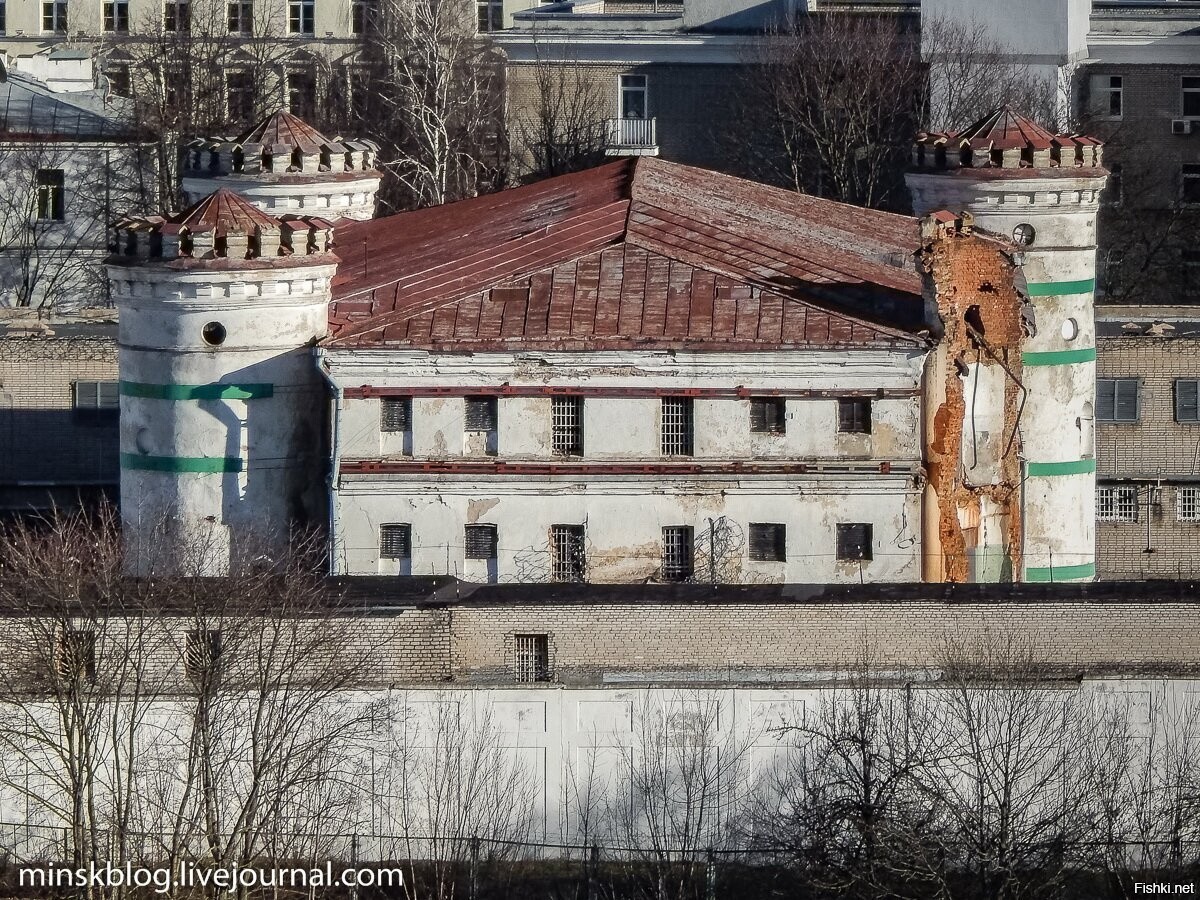 Пищаловском замке в минске