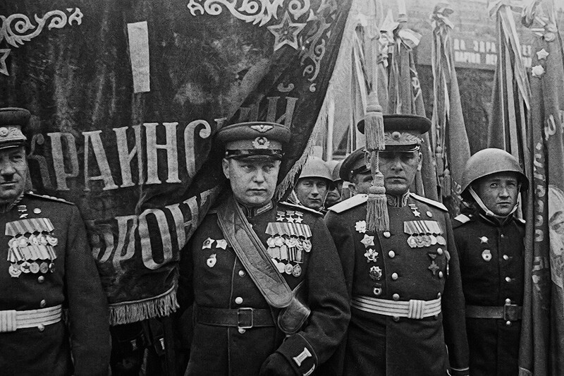 Парад Победы. Первый Украинский Фронт. 24 июня 1945 года.
