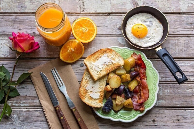 Завтрак за 15 минут: быстрые и вкусные рецепты из простых продуктов