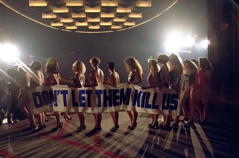 «Не дай им убить нас» — мисс Осажденное Сараево, конкурс красоты в Боснии во время югославских войн 1993 год