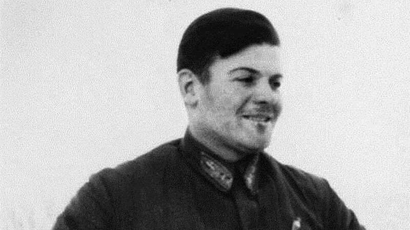 Советский "выживший": штурман, который выпал из самолёта над Аляской