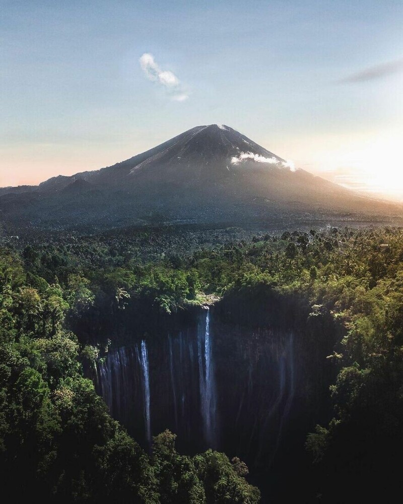 Водопад лумаджанг Севу, Индонезия