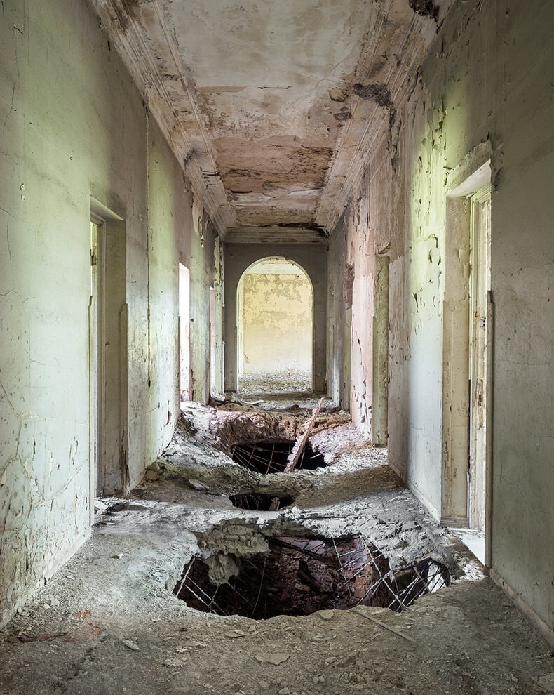 Заброшенные советские курорты и санатории в объективе бельгийского фотографа