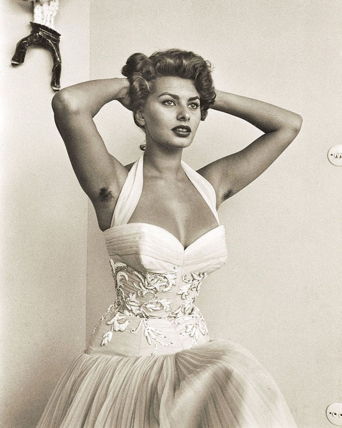 8. София Лорен на фото Ормонда Джильи, примерно 1955 год