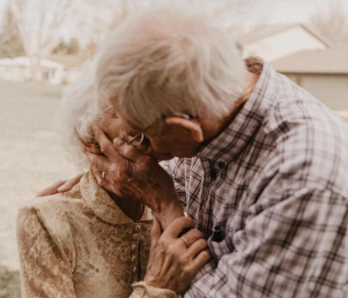 Фотосессия в честь 70-летия брака, от которой на душе становится тепло