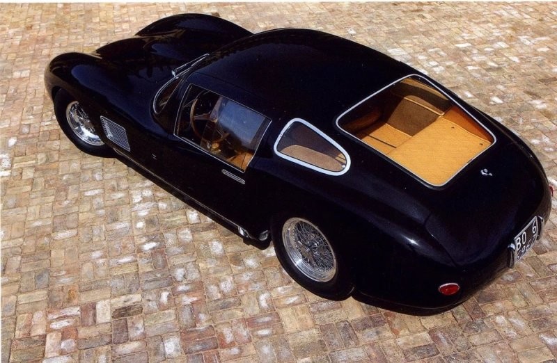 Maserati 450S Costin-Zagato — эта итальянка впечатляет формами даже сегодня