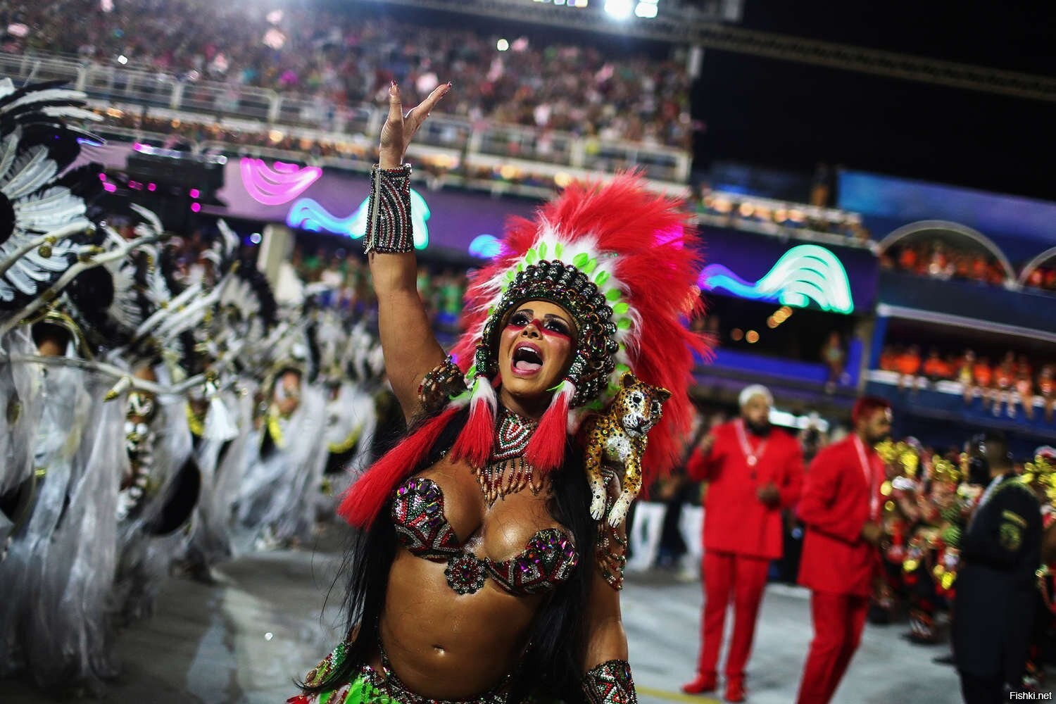 Карнавал в Рио-де-Жанейро 2022 фото