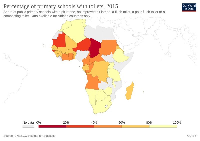 Процент начальных школ с туалетами, 2015 г.