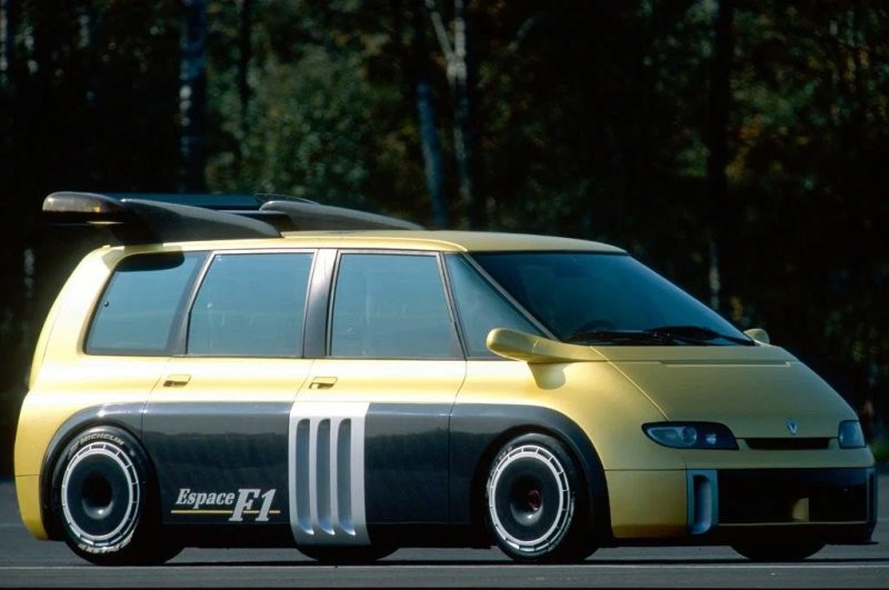 Renault Espace F1 — очень быстрый семейный минивэн с двигателем V10 от Формулы-1