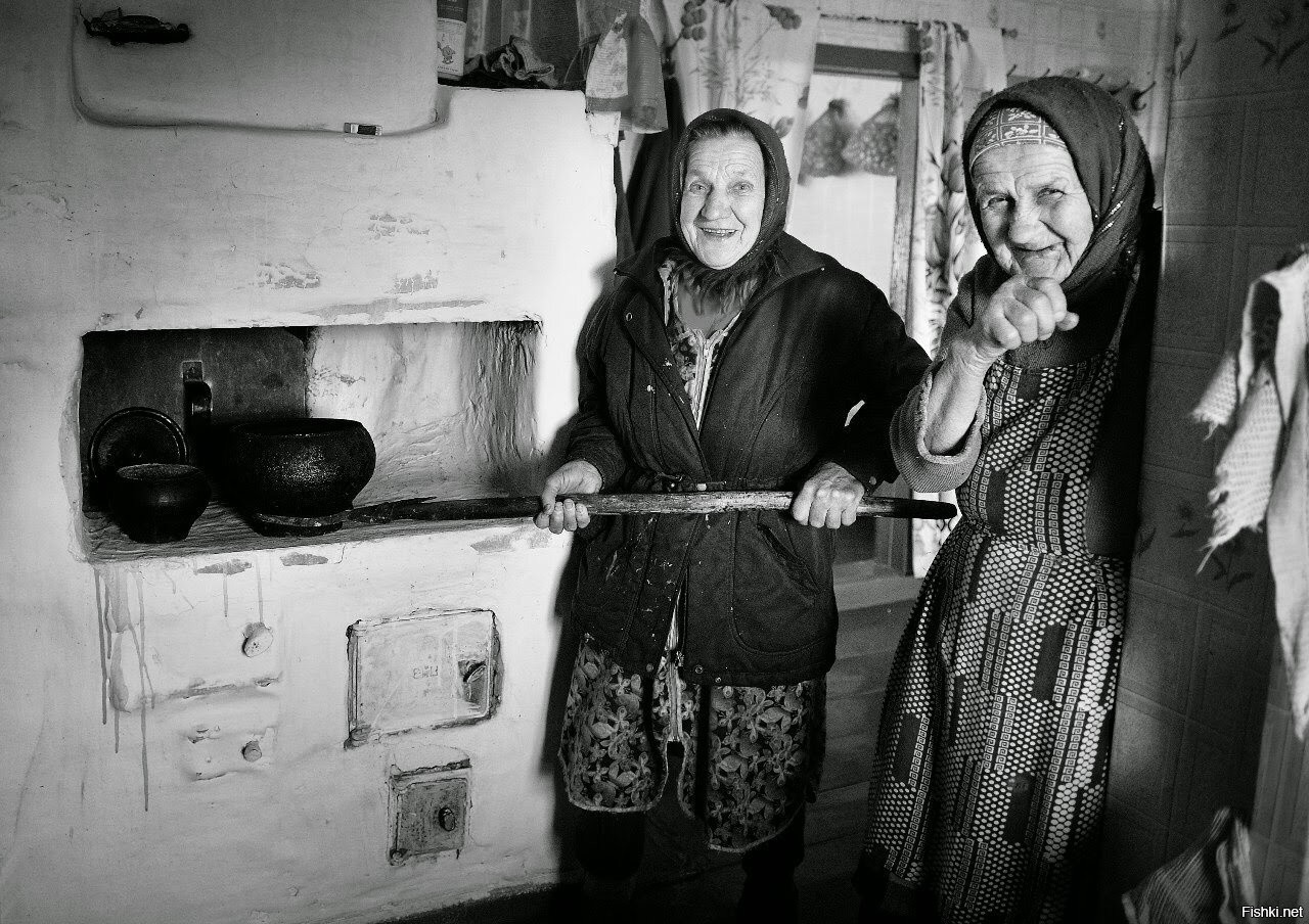 Русская бабушка в деревне