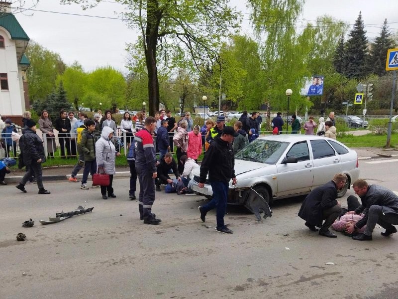 Авария дня. В Нижегородской области молодой водитель сбил сразу четверых детей