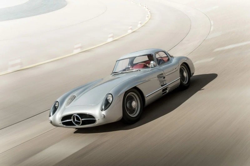 Легендарный Mercedes-Benz 300 SLR «Uhlenhaut Coupe» стоимостью 142 миллиона долларов — самый дорогой автомобиль в мире