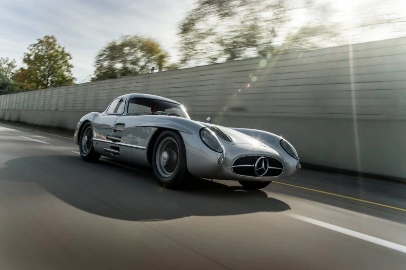 Легендарный Mercedes-Benz 300 SLR «Uhlenhaut Coupe» стоимостью 142 миллиона долларов — самый дорогой автомобиль в мире