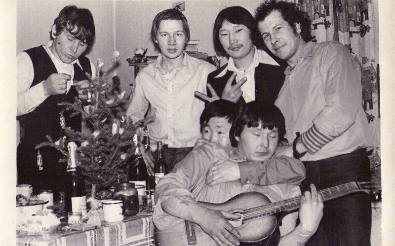 Встреча Нового 1982 года в общежитии Авиалесоохраны, Якутская АССР. 31 декабря 1981 года