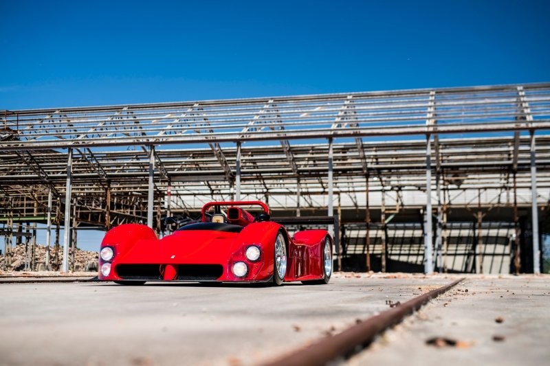 Один из последних ультраредких спортивных прототипов Ferrari 333 SP выставлен на аукцион