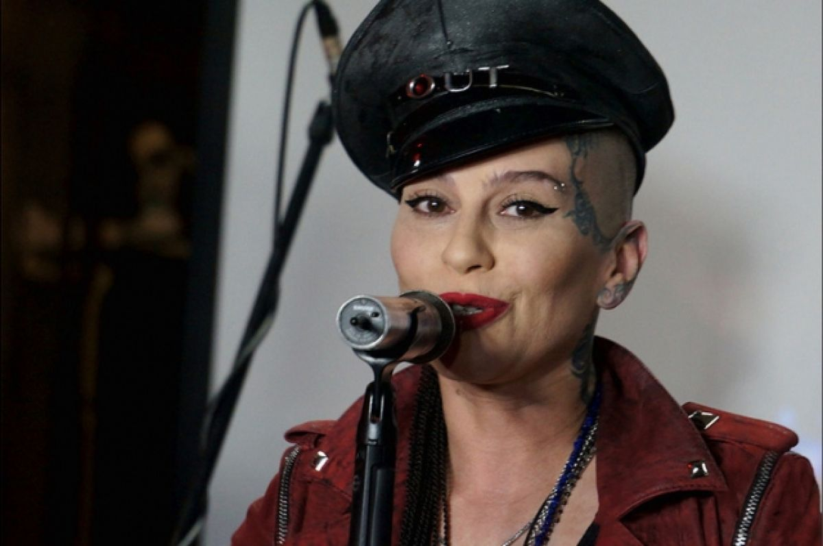 Певице Наргиз Закировой запрещён въезд в Россию на 50 лет. К тому времени ей стукнет 101 год