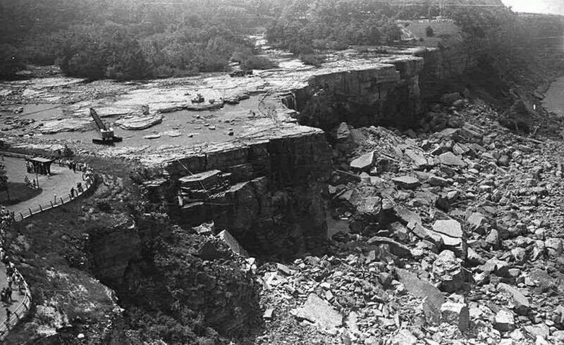 Редкое фото Ниагарского водопада без воды, 1969 год
