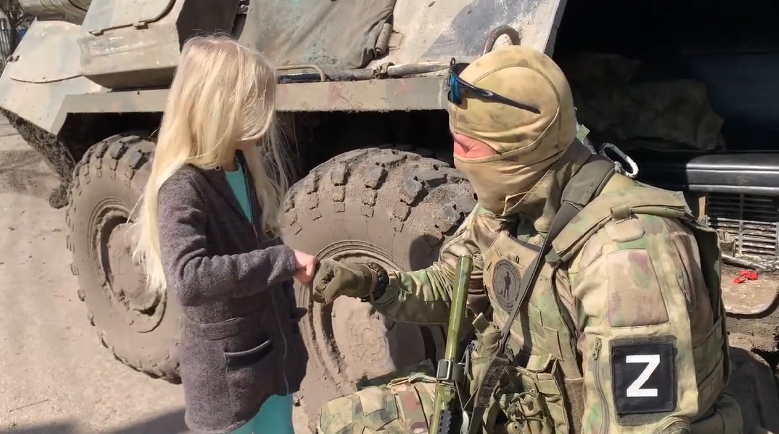 17 апреля последний. Военные спецоперации на Украине. Специальная Военная операция. Российские военные девушки на войне в Украине 2022. Z Военная операция.
