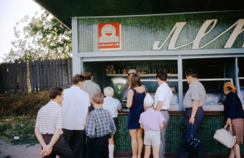 Москва 1950-х годов: люди на улицах