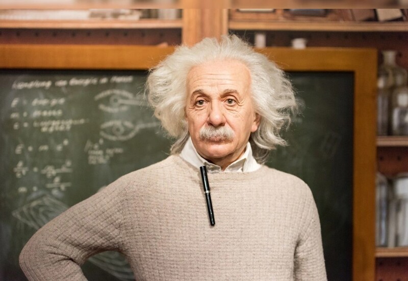 17. То, что Эйнштейн провалил экзамен по математике — это миф