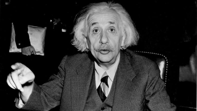 8. У Эйнштейна был свой «Год чудес». За один год он опубликовал 3 статьи, изменившие современную физику
