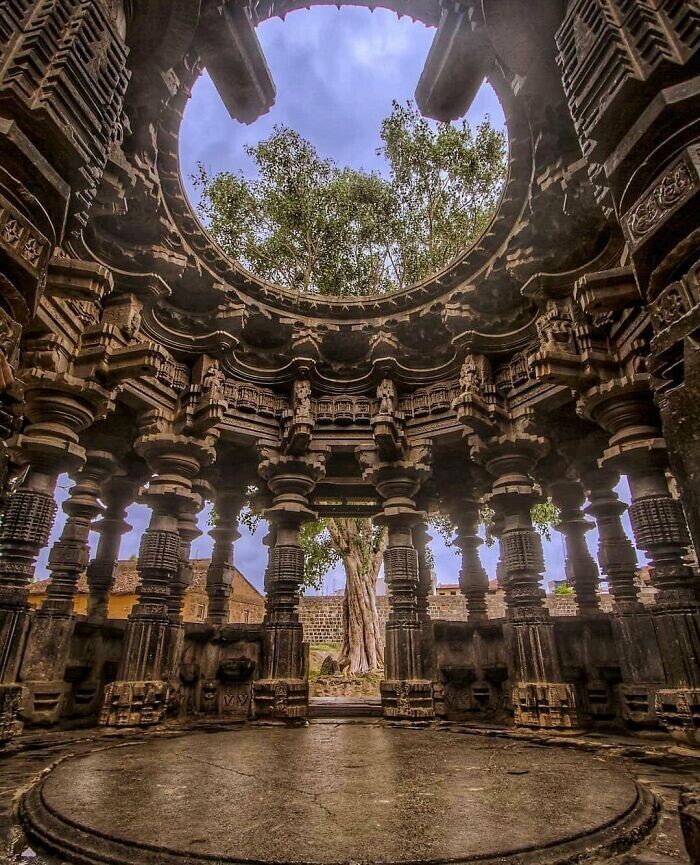 Индуистский храм, Кхидрапер, Индия