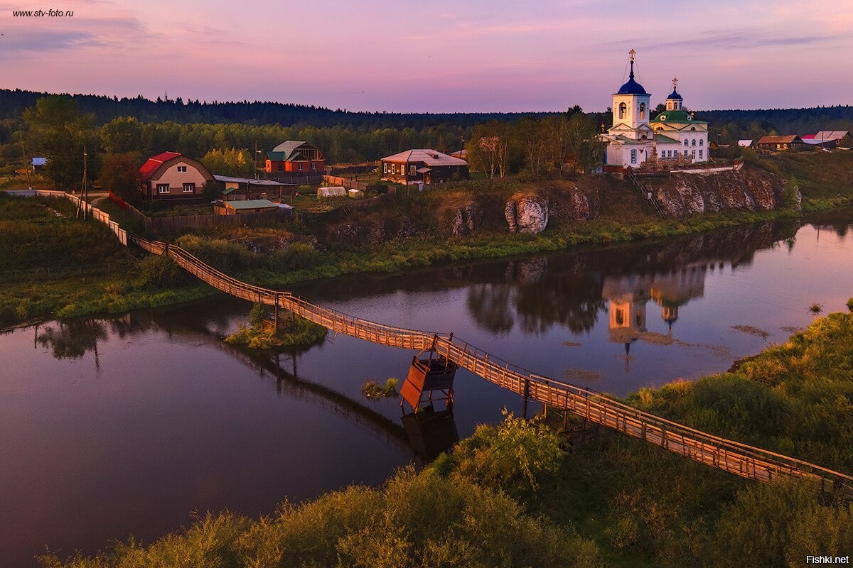 Церковь на реке Чусовая