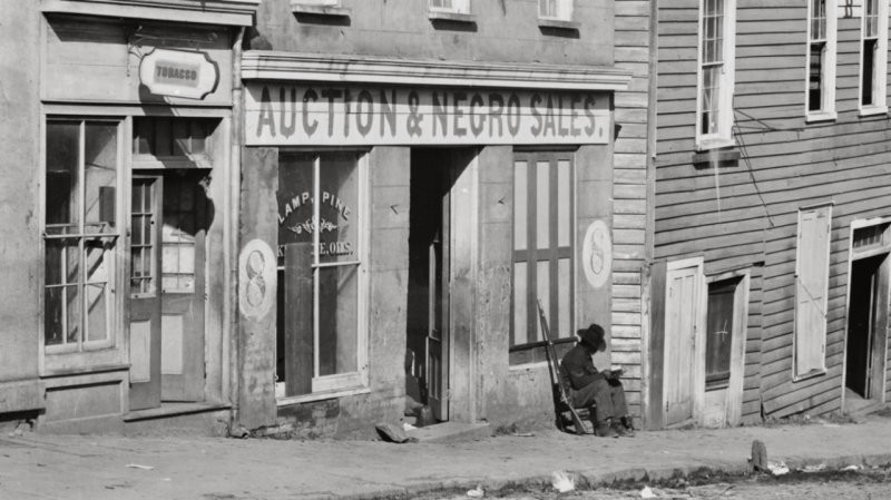 В 1864 году можно было сходить не только за хлебом, а, например, посетить вот такой магазин по продаже рабов.