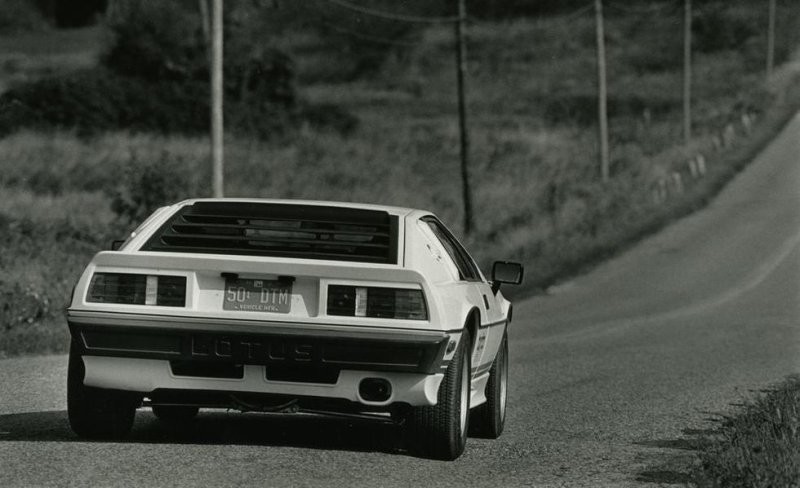 Ретро-тест: Lotus Esprit Turbo 1983 года выпуска