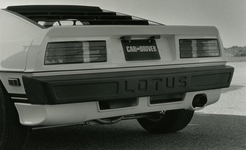 Ретро-тест: Lotus Esprit Turbo 1983 года выпуска