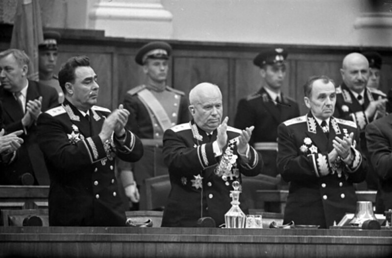 Заседание в память 20-летия начала войны, 22 июня 1961. Мало кто видел Хрущева в военной форме.