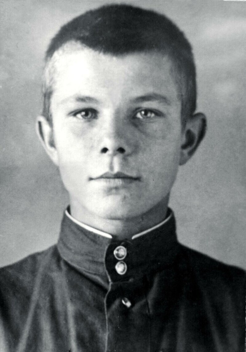Жизнь Юрия Гагарина в фотографиях
