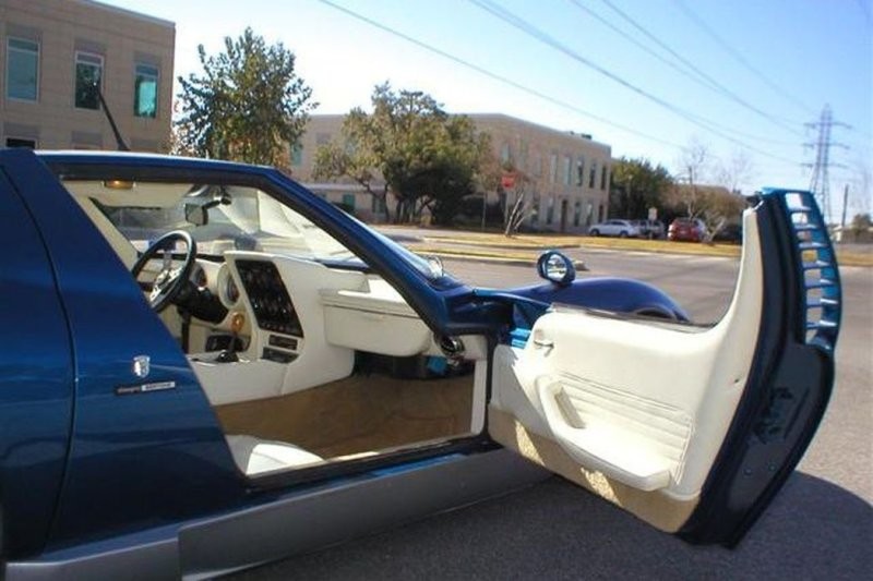 Очень крутая копия: Pontiac Fiero превратился в Lamborghini Muira