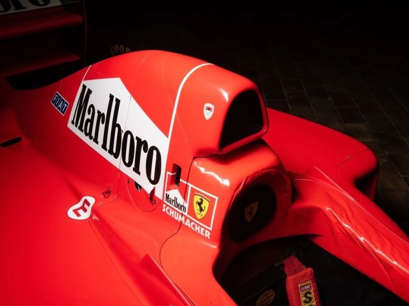 Кто хочет купить этот болид Ferrari, на котором Эдди Ирвайн ездил на Гран-при Испании 1997 года?