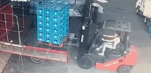 Подборка ГИФок с автомобилями и мотоциклами