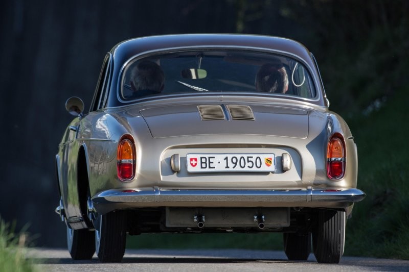 Элегантный Beutler 1.2 1959 года выпуска, построенный на базе Beetle стоил больше, чем Porsche